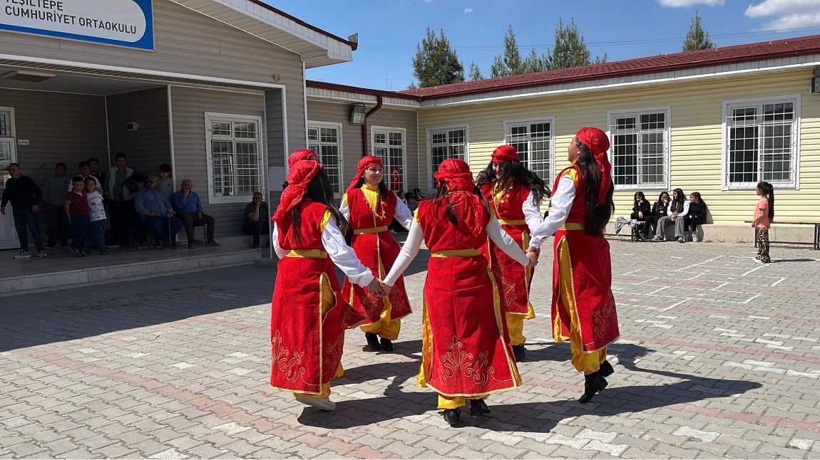 23 Nisan Ulusal Egemenlik ve Çocuk Bayramı Okulumuzda Coşku İçerisinde Kutlandı.